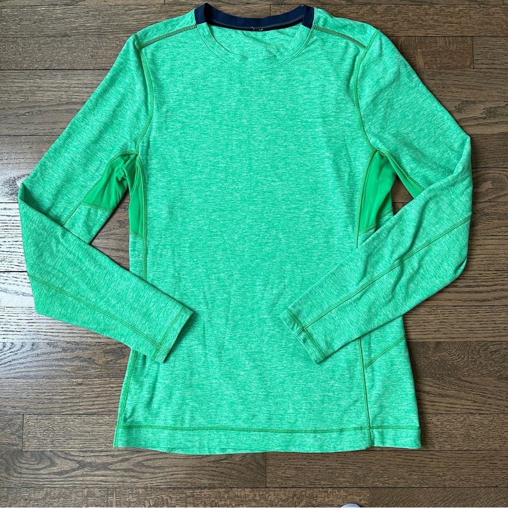 Men’s Size M Lululemon Long Sleeve Top